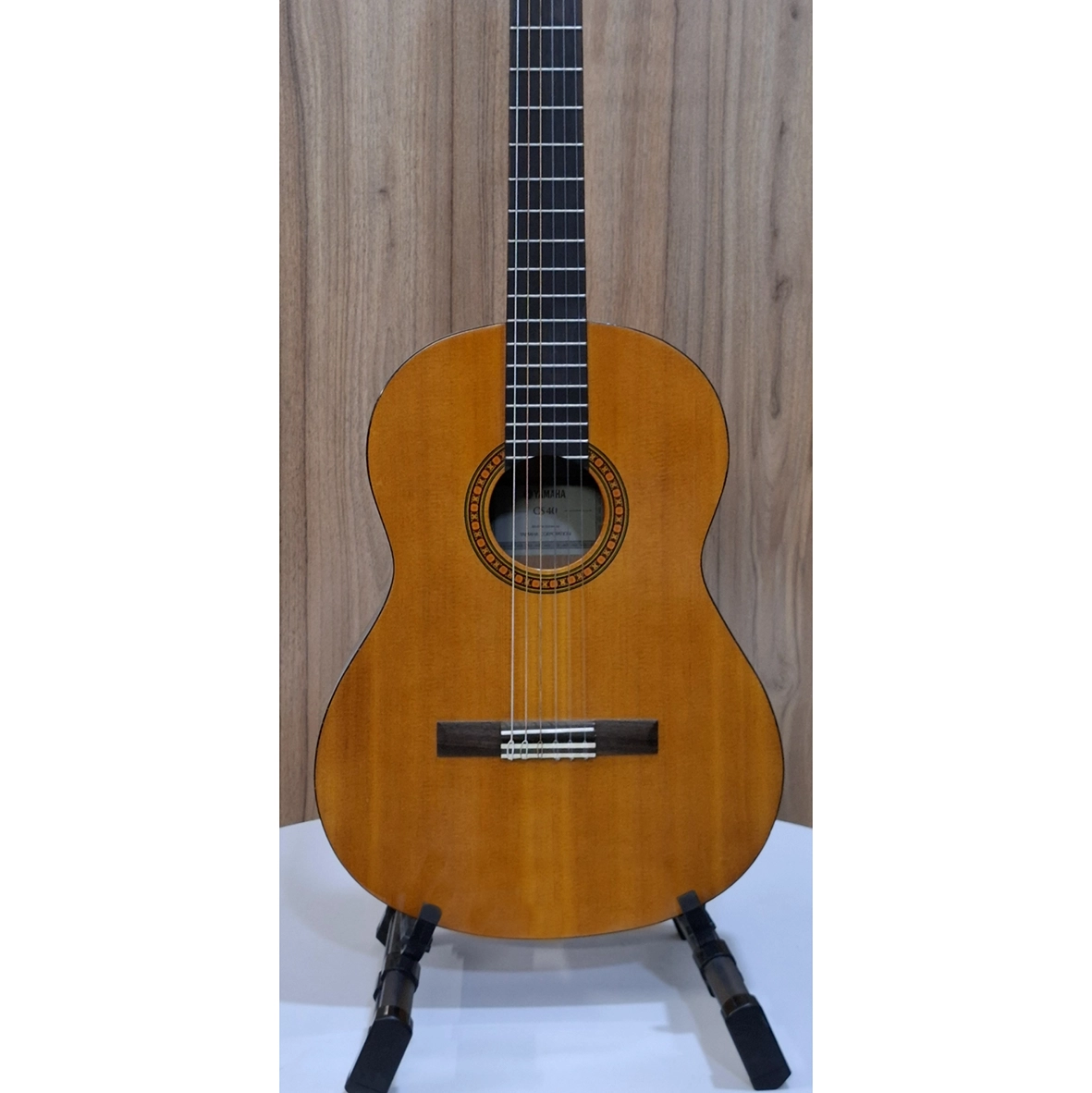 گیتار کلاسیک Yamaha CS40 – سایز 3/4 آموزشی، خوش‌دست و ایده‌آل برای هنرجویان